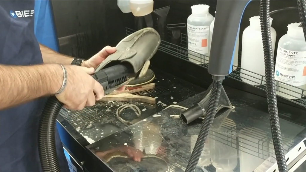 Máquina de Limpieza FARINELLI Mod. Scarpa Vapor No LimitsPlus (copia)